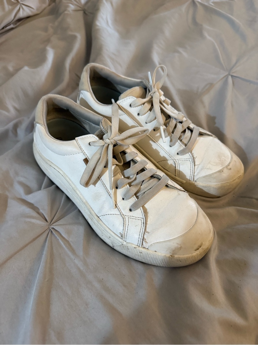 Dr. Scholl's Wide White Women's Sneakers